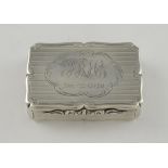 Victorian silver table snuff box of serpentine form with moulded and serpentine decoration, by Aston