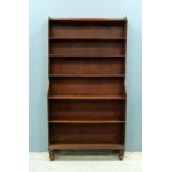 19th century mahogany waterfall bookcase with seven shelves on turned supports, 135.5cm x 73cm x