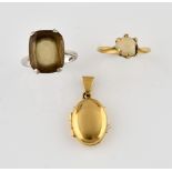 Selection of 9ct gold items, including rectangular cut smoky quartz ring, estimated weight 6.43