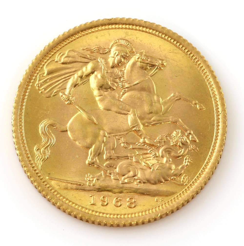 Elizabeth II gold sovereign coin, 1968 . - Image 4 of 4