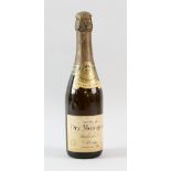 Dry Monopole Heidsieck Reims champagne, half bottle. Provenance: the family of the vendor is said to