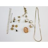 Mixed group of jewellery, three 9 ct gold ring mounts, gold mounted cameo brooch, heart lockets