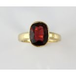 Oval cut Spinel ring, estimated weight 1.73 carats, mounted in 9 ct yellow gold, hallmarked