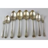 Edward VII Old English pattern silver cutlery comprising, four tablespoons, two dessert spoons,