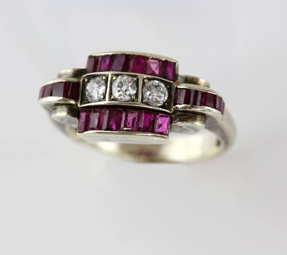 1940's diamond and ruby ring, central panel of three old cut diamonds, estimated total weight 0.30 - Image 2 of 4