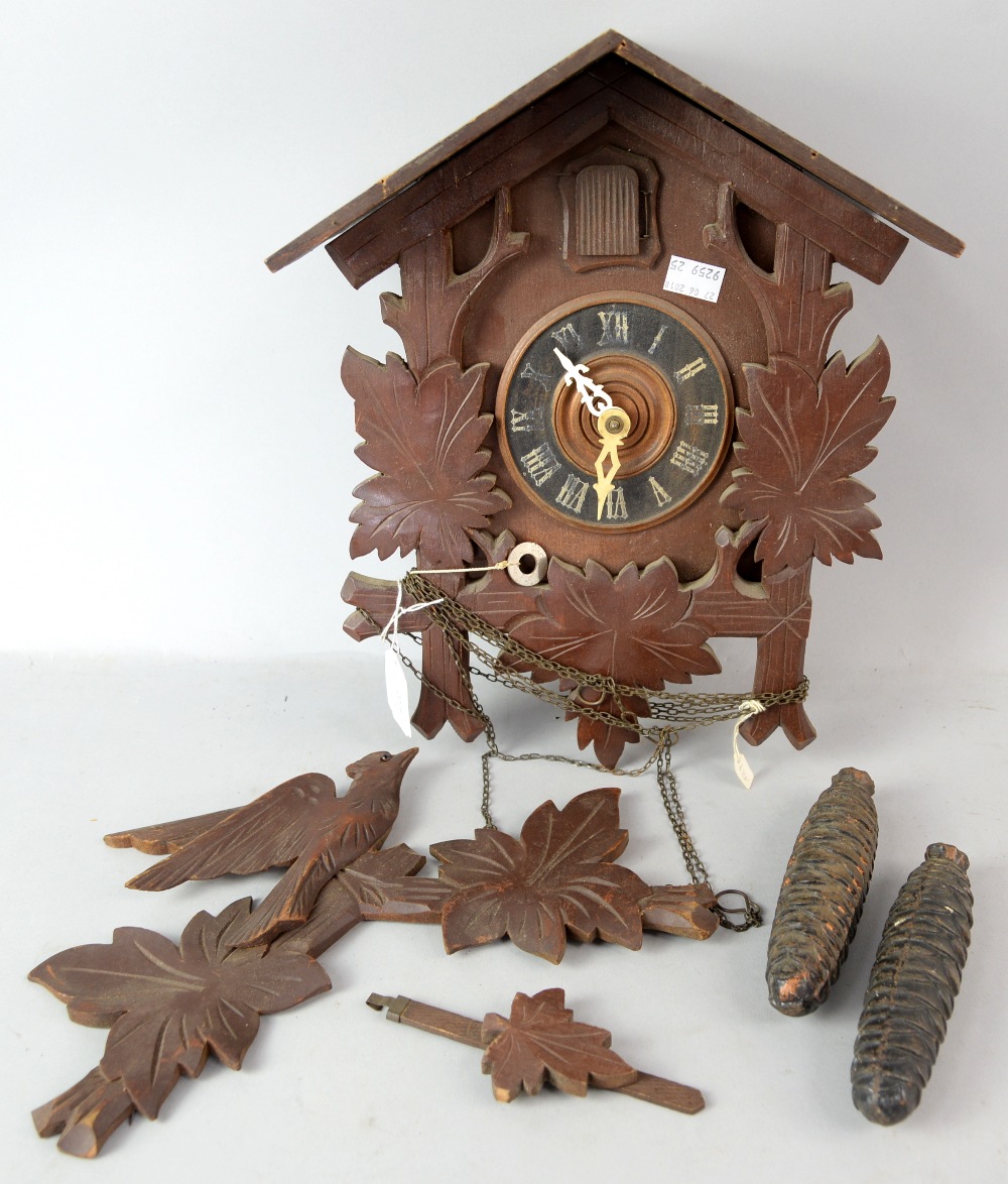 Early 20th century Black Forest style carved oak cuckoo clock 36 cm