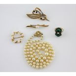 A mixed group of jewellery, graduated pearl necklace, with round floral clasp in yellow metal