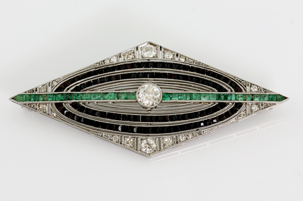 Art Deco diamond shaped brooch, set with central old cut diamond, estimated weight 0.42 carat, - Image 2 of 8