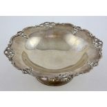 Silver comport with pierced shaped border Birmingham 1909, Elkington & Company 22cm diameter 10 ozs.