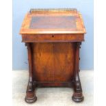 Victorian walnut slope top davenport writing desk, 56cm wide, 61cm deep, 82cm high