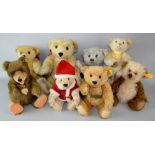 Eight classic jointed Steiff bears to include numbers 654688, 654701, 406225, 660337, 663581, 0175/