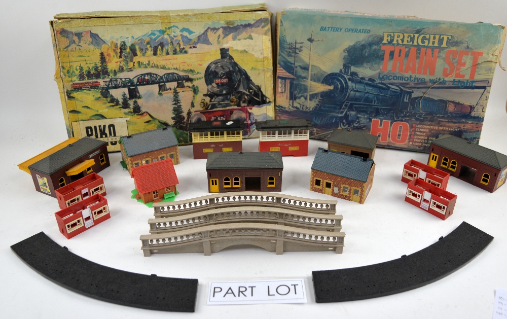 A Piko Modelgahn and a battery operated freight train set locomotive with light, both boxed,