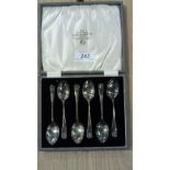 SET OF 6 SILVER TEASPOONS