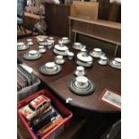 VICTORIAN MAHOGANY D-END EXTENDING DINING TABLE WITH 2 LEAVES