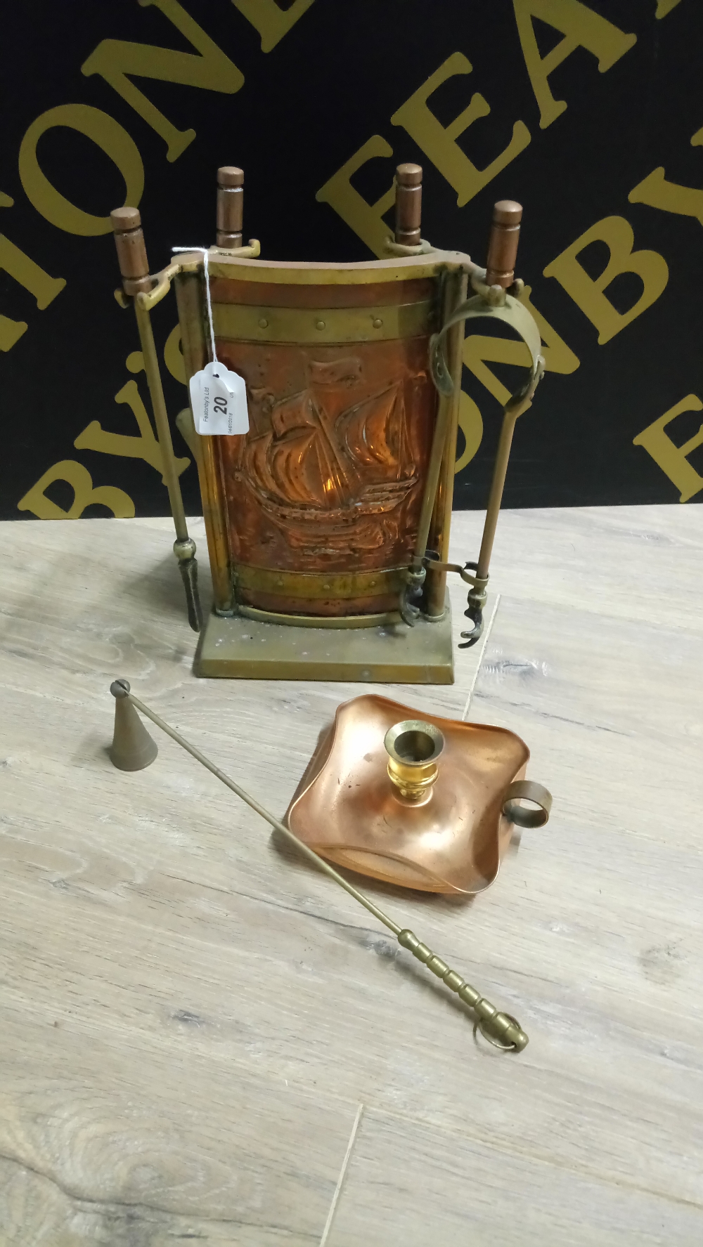 BRASS COMPANION SET,