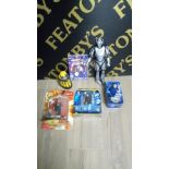 1 BOX OF DR WHO ITEMS