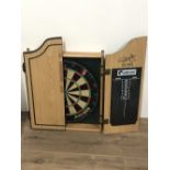 DARTBOARD IN BOX & DARTS