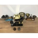 COLLECTION OF VARIOUS VINTAGE SCALES INCLUDING SALTERS & WEIGHTS