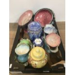 BOX OF ASSORTED ITEMS INCLUDING MALING POTTERY