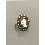 ANTIQUE CAMEO RING SIZE N