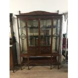 LATE 19THC/EARLY20THC MAHOGANY DISPLAY CABINET 135CM WIDE