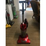 MORPHY RICHARDS HOOVER