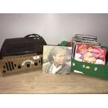 RETRO RADIO RECORD PLAYER & RECORDS