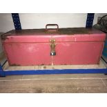 METAL CONTAINER WITH TOOLS