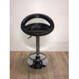 KITCHEN BAR STOOL (BLACK)