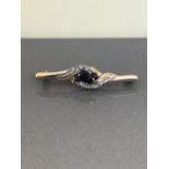 9CT YELLOW GOLD SAPPHIRE AND DIAMOND BROOCH