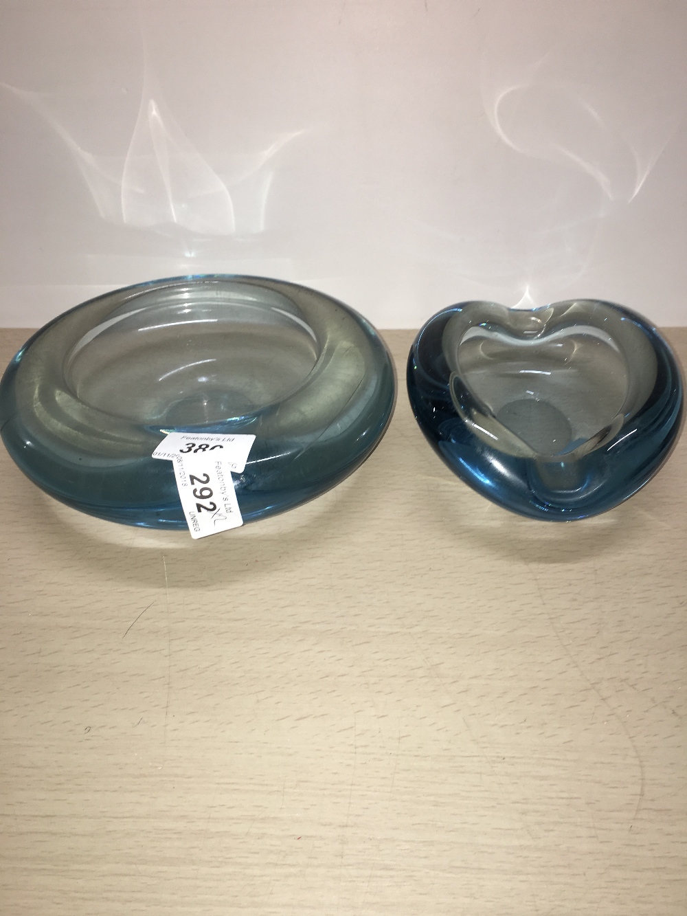 HOLMEGAARD GLASS DISH AND ASHTRAY SIGN PER LUTKEN