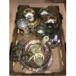 BOX OF HORSE BRASS AND COPPERWARE SMALL QUANTITY OF TEA WARE