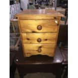 PINE BED SIDE CHEST