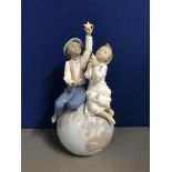 LLADRO 6353 World of love (in original box)