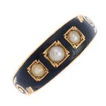 A late Victorian 15ct gold split pearl and enamel ring. The graduated split pearl line, within a