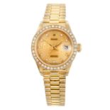 (208233) ROLEX - a lady's Oyster Perpetual Datejust bracelet watch.