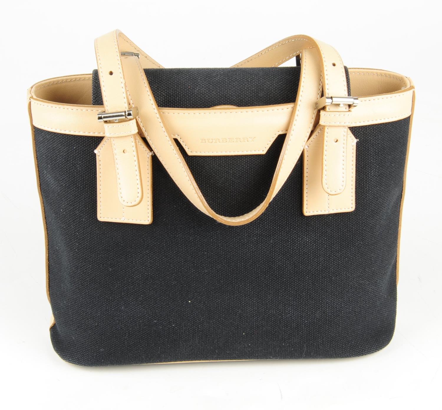 BURBERRY - a small canvas handbag. - Image 5 of 6