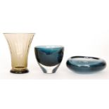 An Orrefors Expo range glass vase designed by Nils Landberg,