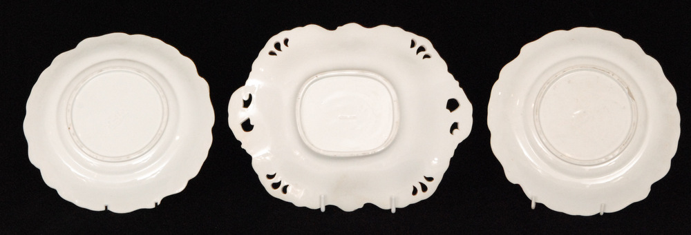 A 19th Century Wedgwood dessert service comprising ten plates, - Image 3 of 5