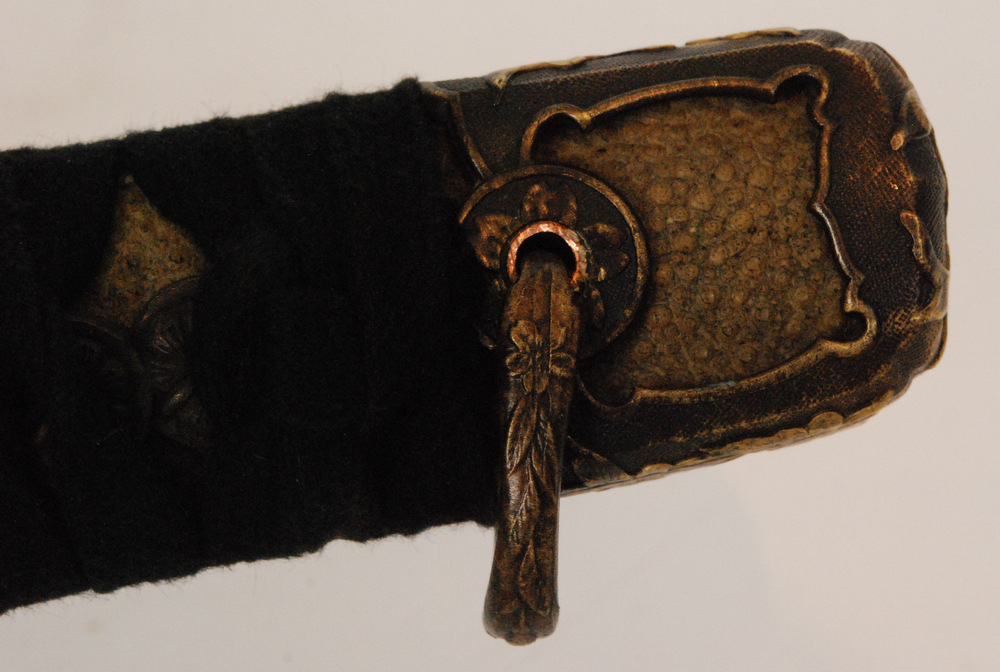 A later 20th Century Japanese katana, with black cotton bound fish skin grip with bronze menuki, - Image 10 of 15