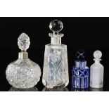 An early 20th Century glass scent bottle in the manner of Heinrich Hoffmann,