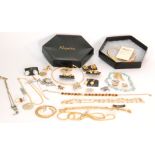 A parcel lot of costume jewellery items to include Napier, Sarah Coventry, Monet, Trifari etc.