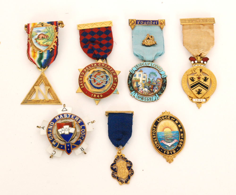 Seven assorted gilt metal Masonic Jewels comprising Stechford No 747, Sidcup Lodge No 6552,