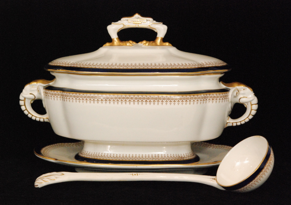 A late 19th Century Royal Worcester part dinner service comprising three graduated tureens and - Image 2 of 4