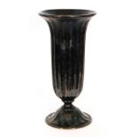 Alfredo Rossi - A large 20th Century Italian Murano glass vase with a fluted and folded circular