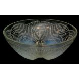 Rene Lalique - A 1930s Coquille bowl, pattern number 3200,