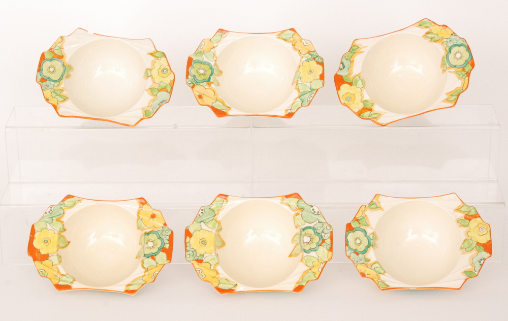 Clarice Cliff - Jonquil - A set of six Daffodil shaped grapefruit bowls circa 1933 hand painted