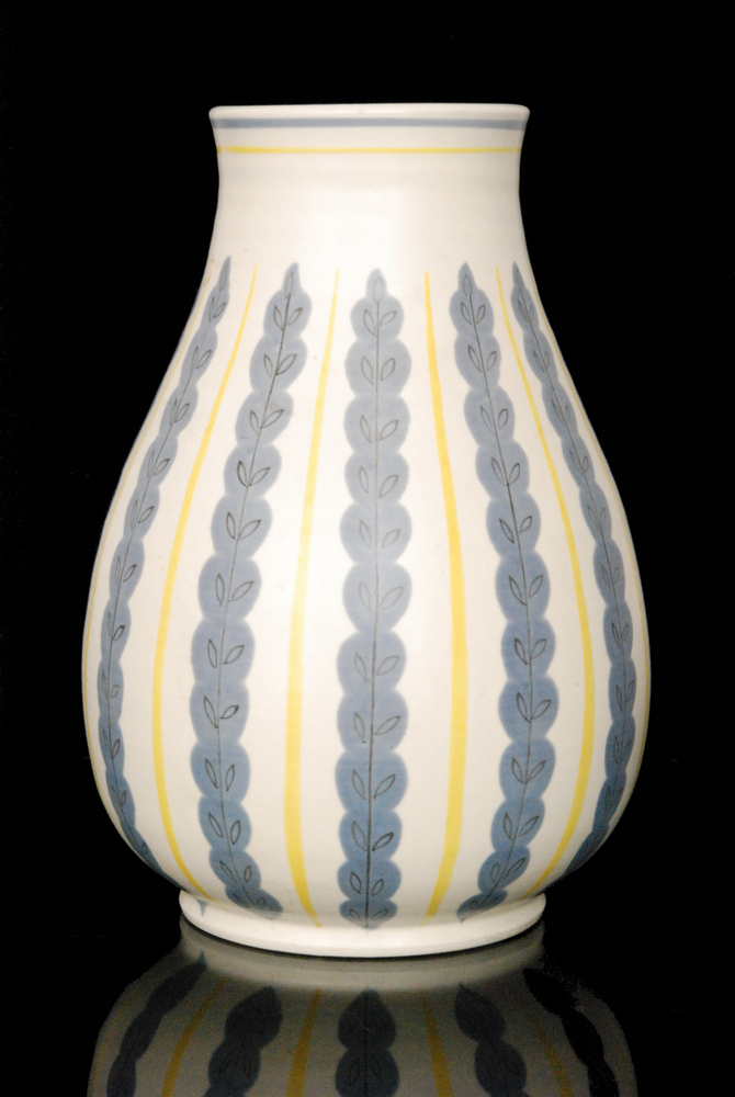 Poole Pottery - A 1950s Freeform shape 337 baluster vase decorated in the YES pattern,