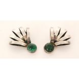 Unknown - A pair of Mexican silver clip earrings with stylised fan shape above collar set circular