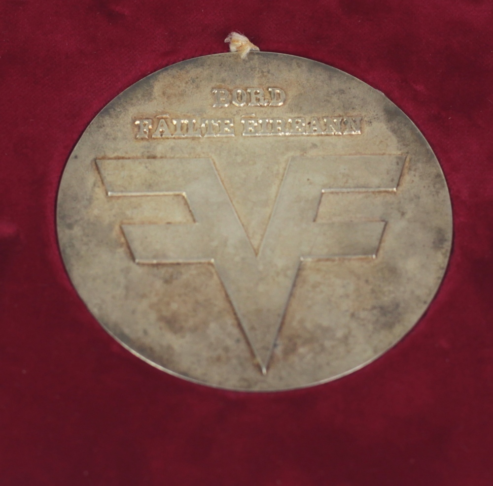 Medal: A large silver Medal issued by "Bord Failte Eireann," c. 1965, approx. 5 ozs.